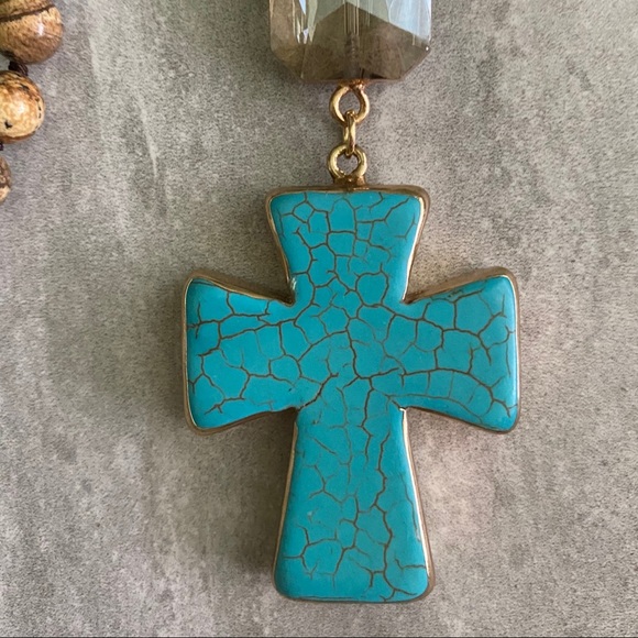 Handmade natural stone cross pendant necklace - Picture 5 of 7